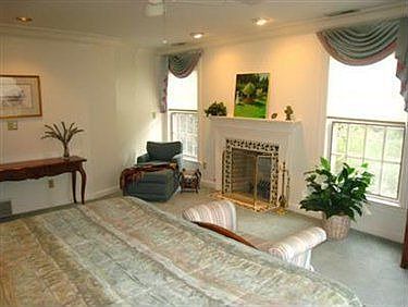 1st image of 2745 Belvoir Blvd