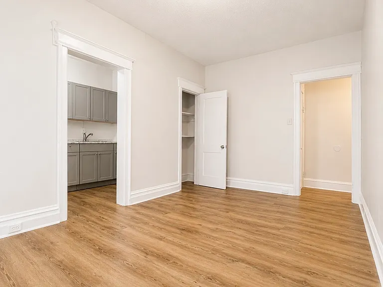3905 Ventnor Ave #5 — Photo 8