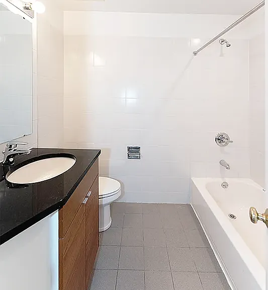 65 Jane St #5A — Photo 11