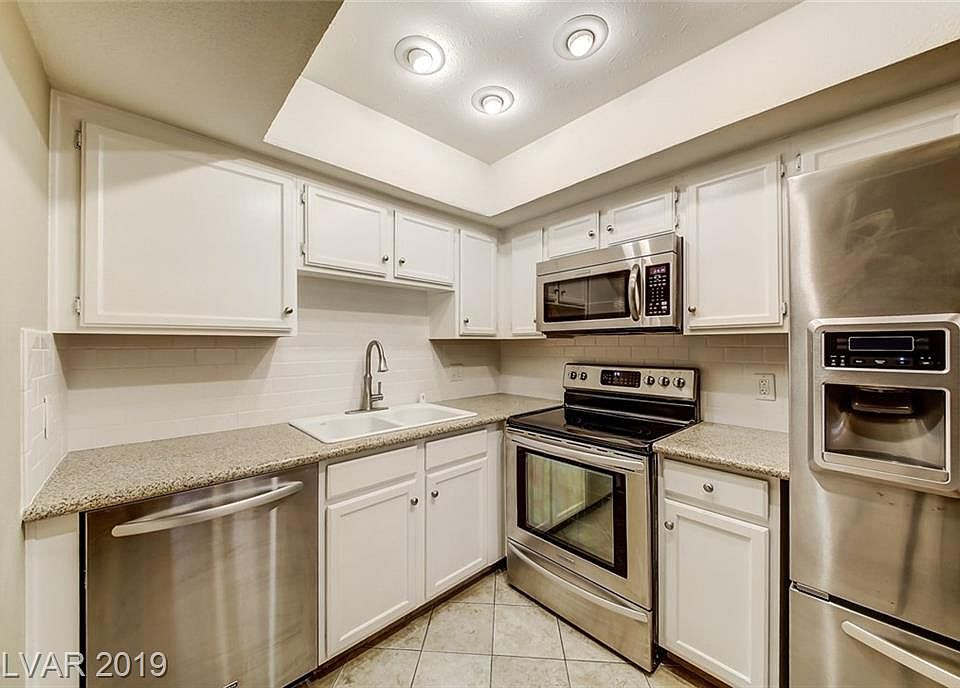 1st image of 932 Boulder Mesa Dr Unit 102