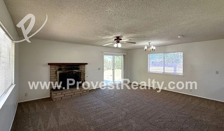 11045 Kiowa Rd — Photo 3
