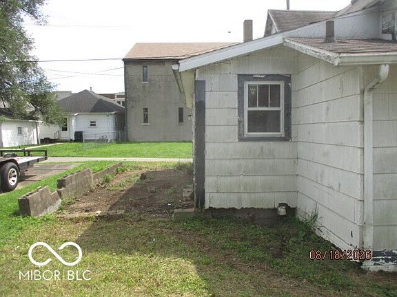5th image of 1316 Sycamore St