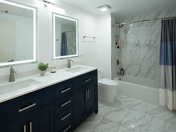 5th image of 50 E 16th St Unit 311