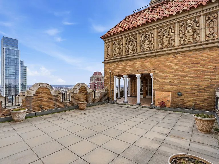 1514 Spruce St #Penthouse 2702 — Photo 30