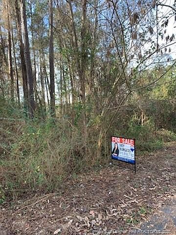 2nd image of 829 Hilton Dr