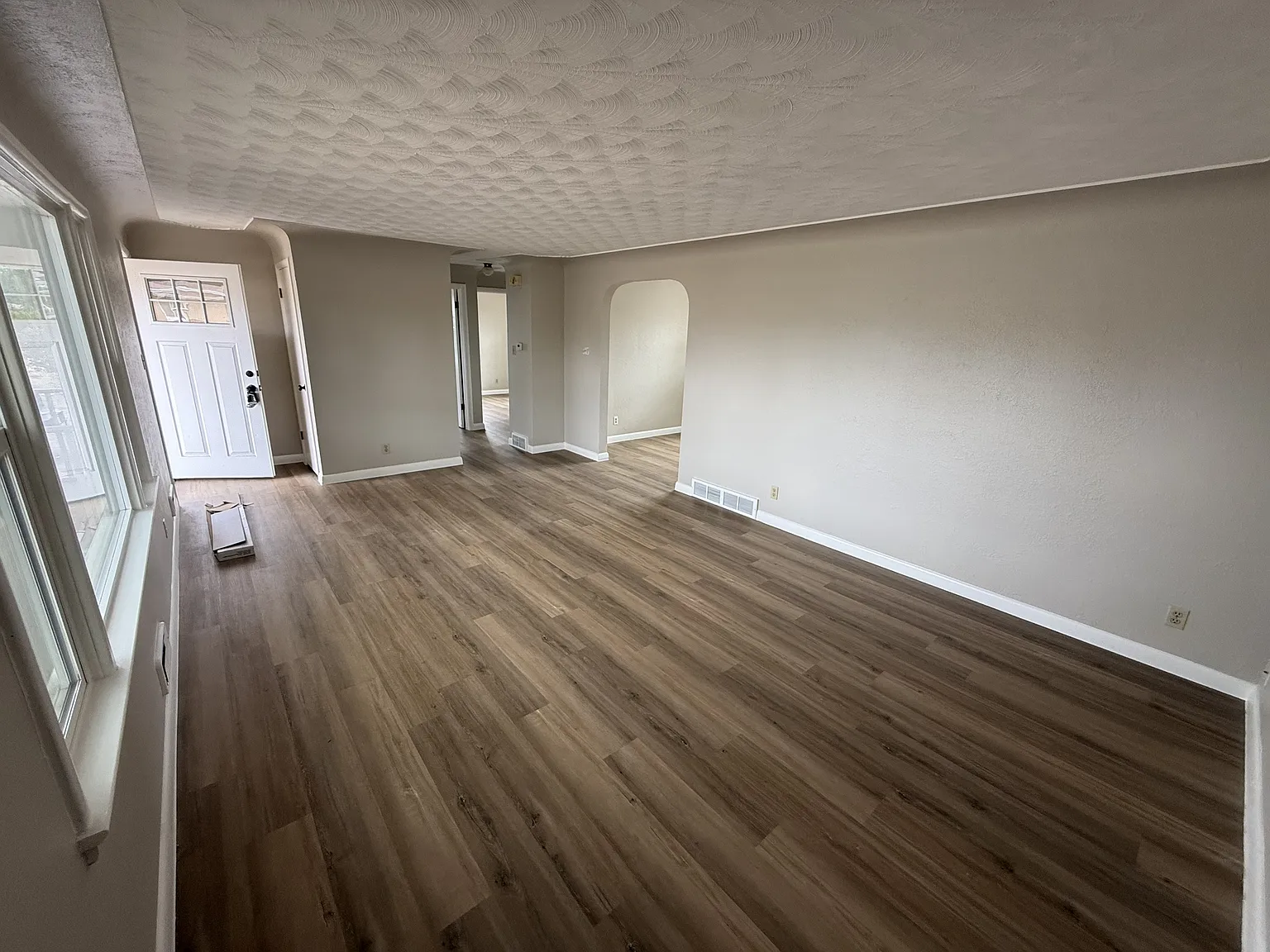 820 35th Avenue Court - 1 — Photo 3