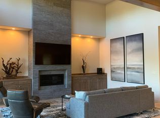 60424 Kangaroo Loop, Bend, OR 97702