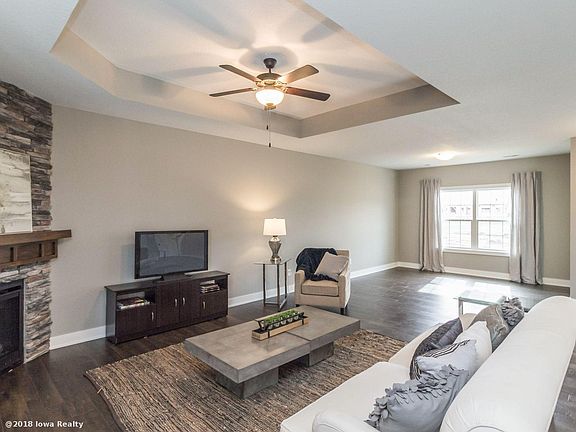 4th image of 8988 Jean Louise Dr