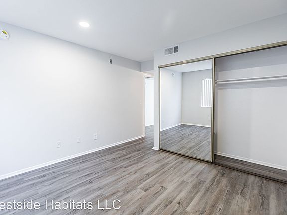 4th image of 4406 Cahuenga Blvd APT 208
