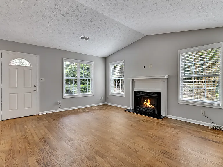 323 Farm Place Ct NE — Photo 22