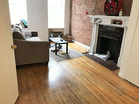 Rented by Joe Gotham LTD | media 28