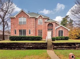 1243 Sawsawi Trl, Desoto, TX 75115