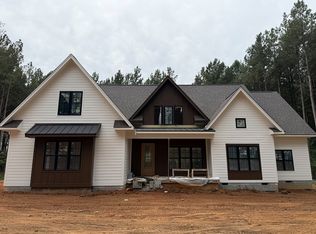 202 Rogers Rd, Pendleton, SC 29670