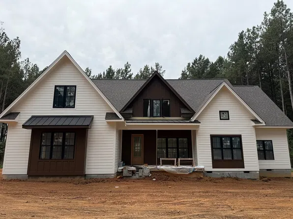202 Rogers Rd, Pendleton, SC 29670