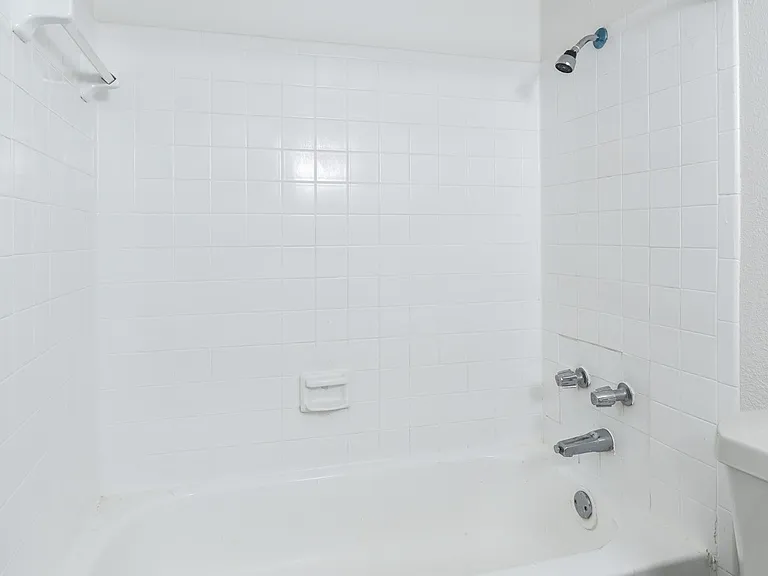 Completely Renovated One Bedroom Bathroom