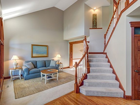 3rd image of 2700 Ginger Woods Dr