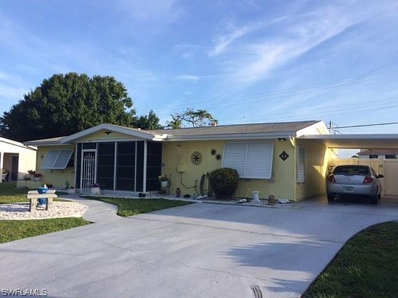 2nd image of 1435 Davis Dr