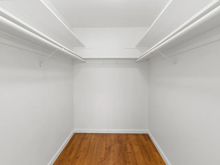 4444 Balboa St #105 — Photo 13