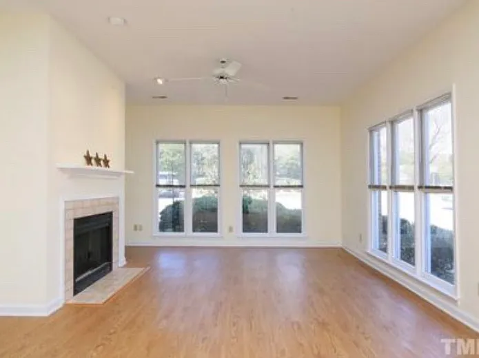 1050 Washington Sq #106 — Photo 1
