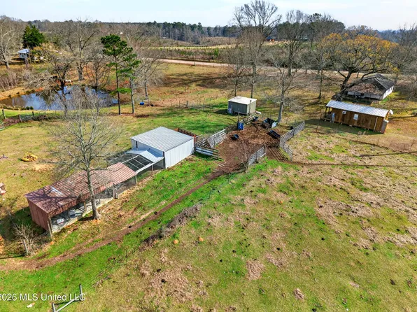 67 Angie Rd, Sandy Hook, MS 39478