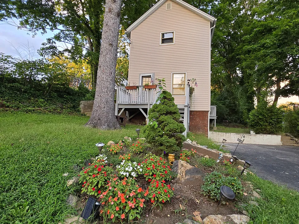 27B Wood Rd