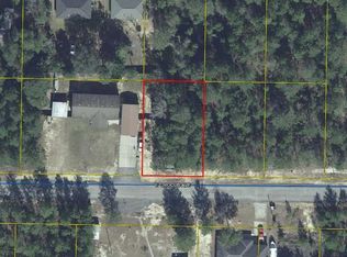 29 E Crocus Ave, Defuniak Springs, FL 32433