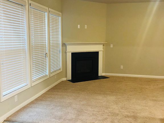 3rd image of 3708 Upland Dr