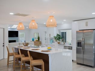 1224 Kittiwake Cir, Sanibel, FL 33957