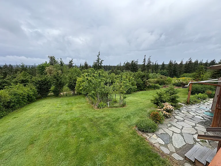 1004 Circle Dr — Photo 22