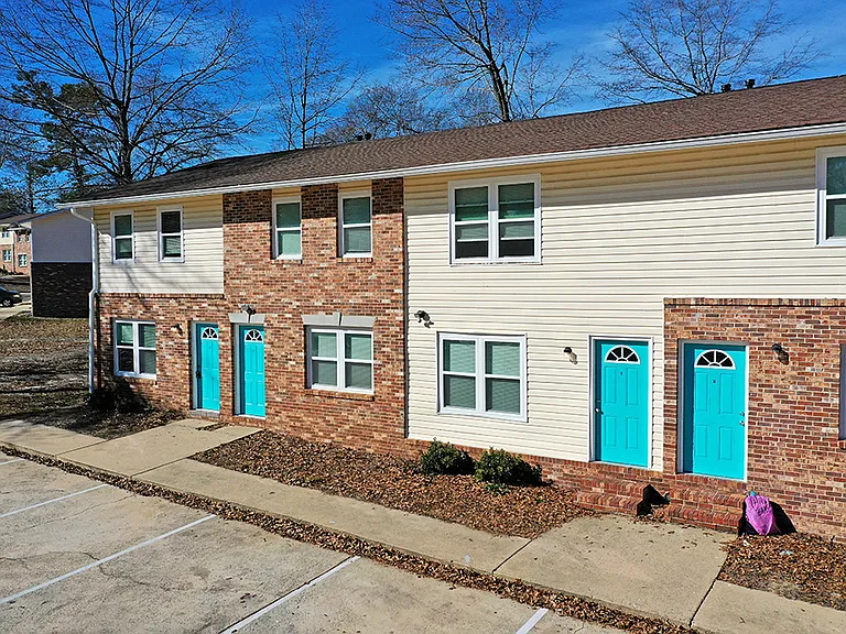 Bloomfield Townhomes — Photo 12
