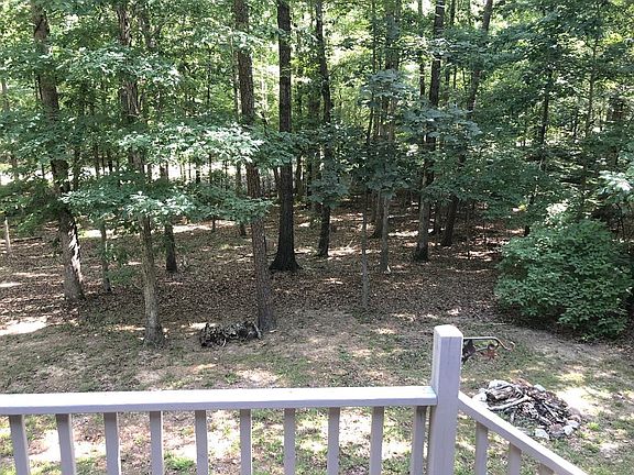 2nd image of 100 Brad Lee Ln