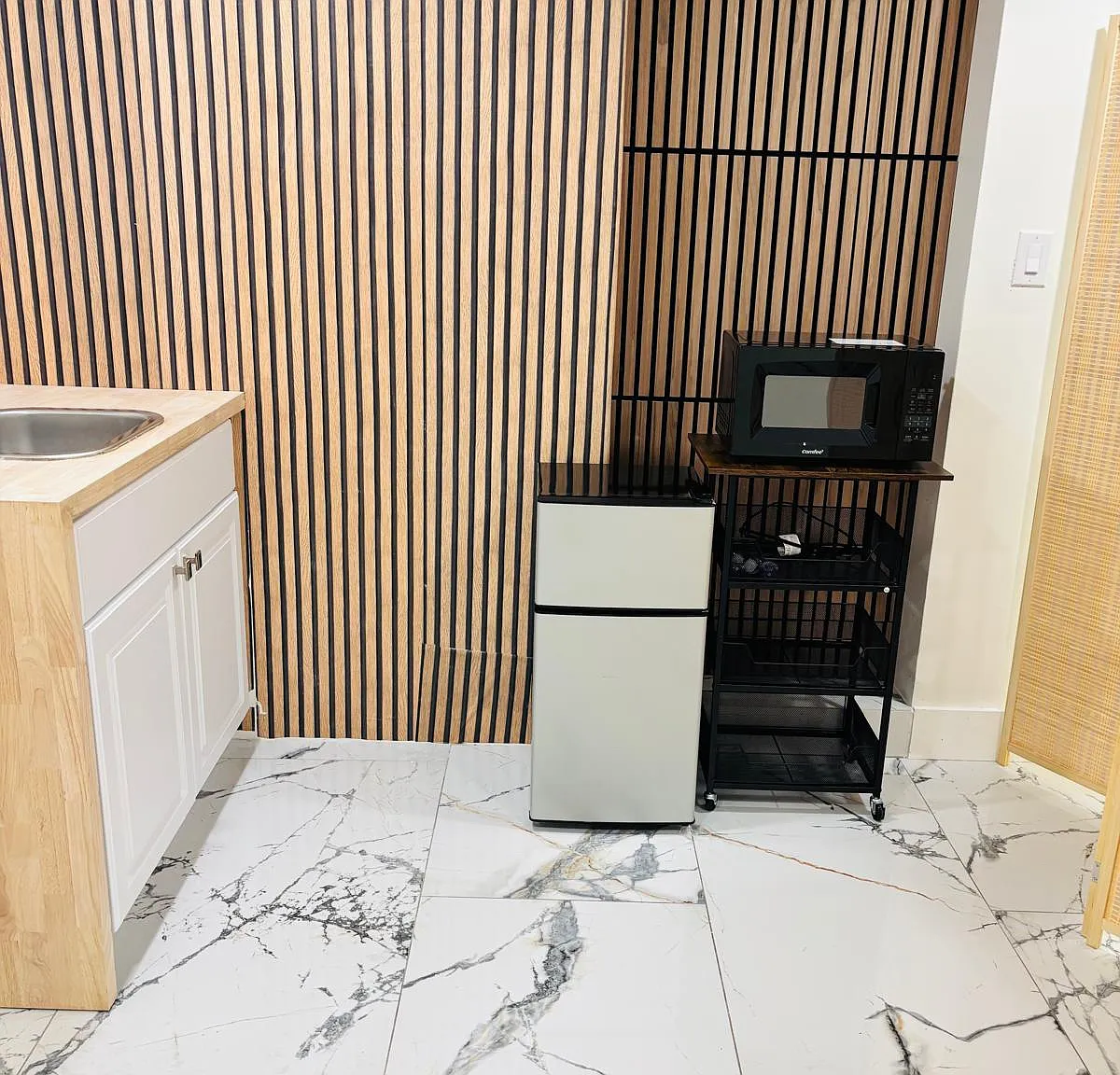 1 bed, 1352 sqft, $1,100 — Photo 3