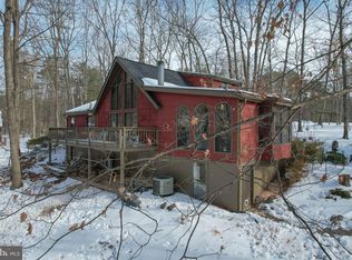 734 Walden Rd, Hedgesville, WV 25427