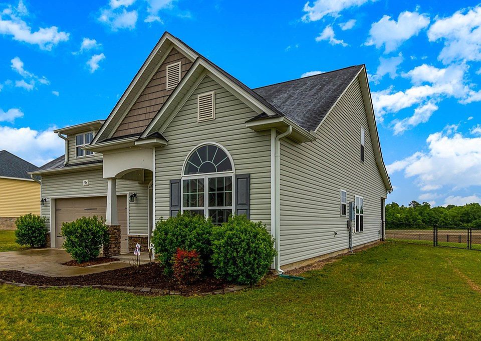 404 Wakefield Drive Princeton NC 27569 Zillow