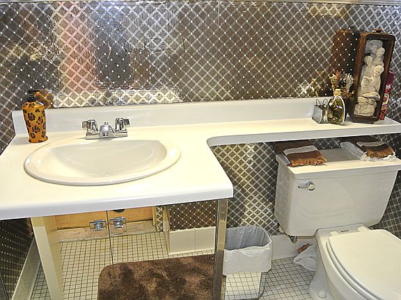 5th image of 27110 Grand Central Pkwy APT 32H