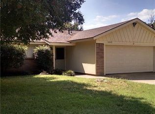 1809 Mary Dr, Euless, TX 76040