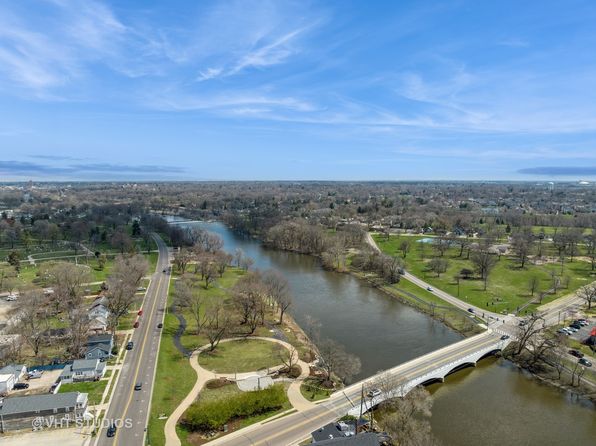 100 2nd Ave, Montgomery, IL 60538