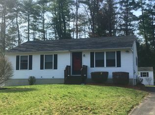 5 Weeping Willow Dr, Rochester, NH 03867