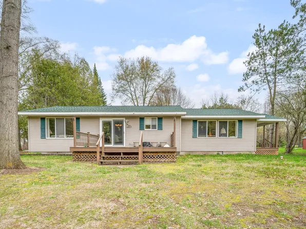 17113 Rapids Dr, Hersey, MI 49639