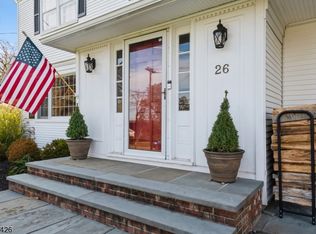 26 Colonial Dr, Morristown, NJ 07960
