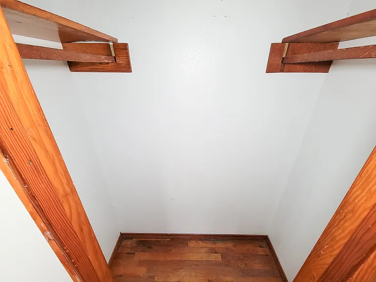 409 N Parrish St — Photo 14