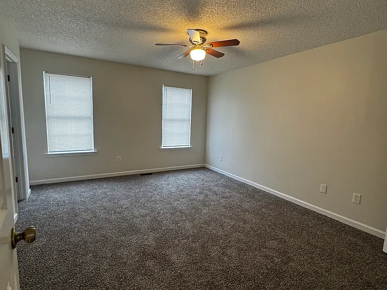 875 Joseph Club Dr SW — Photo 10