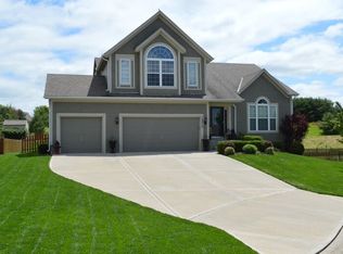 12213 Merion Dr, Kansas City, KS 66109