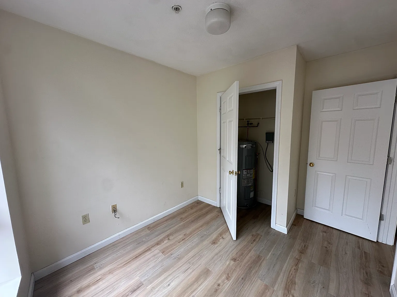 1 bed, 500 sqft, $2,550 — Photo 3