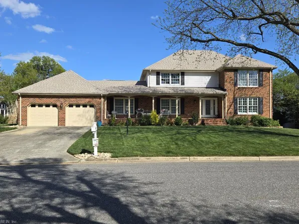 2 Canal Dr, Poquoson, VA 23662
