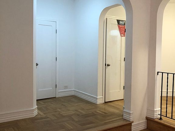 3rd image of 225 W 25th St APT 3A