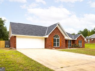 396 Owens Rd, Fort Mitchell, AL 36856