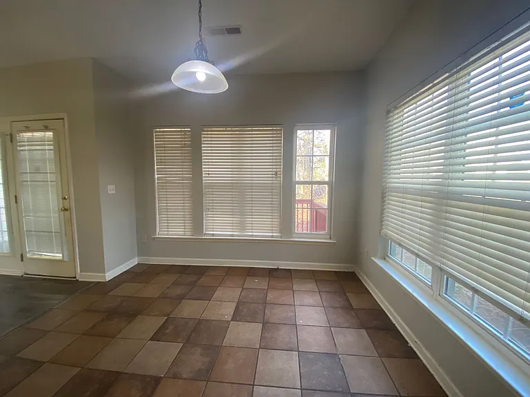 12129 Hampton Place Dr — Photo 8