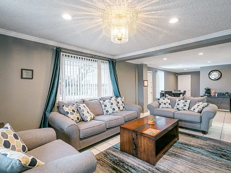 Ashley Park Estates — Photo 9