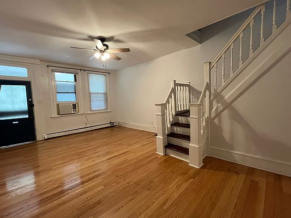 5th image of 4821 Ridge Ave